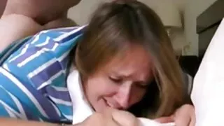 Linda morena pálida  ...