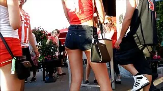 Loira peituda versát ...